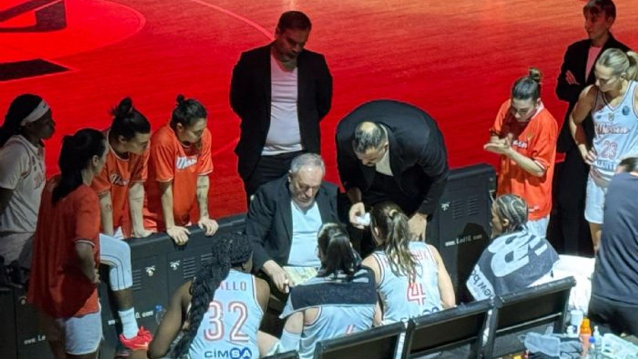 ÇBK Mersin Başantrenörü Kandemir: "Oyunumuz her geçen gün daha da gelişiyor"