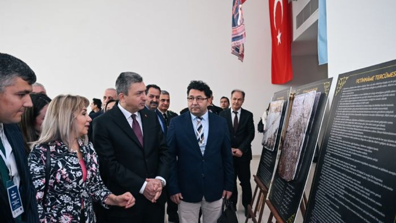 Vali Şahin: "Akdeniz'de var olmaya devam edeceğiz"