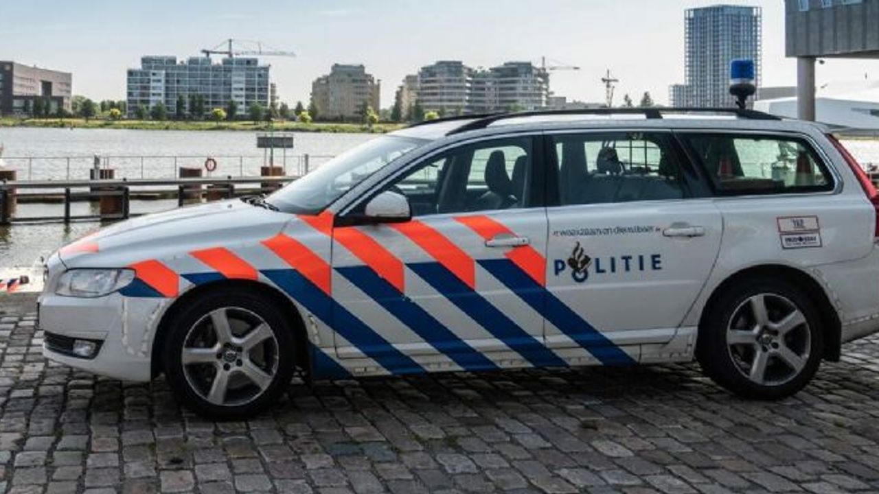 Amsterdam'da araçta patlama