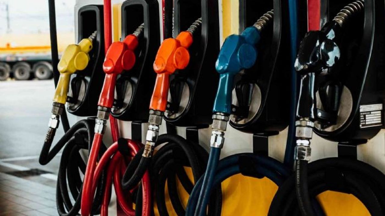 İndirim yeni gelmişti,motorine zam geliyor