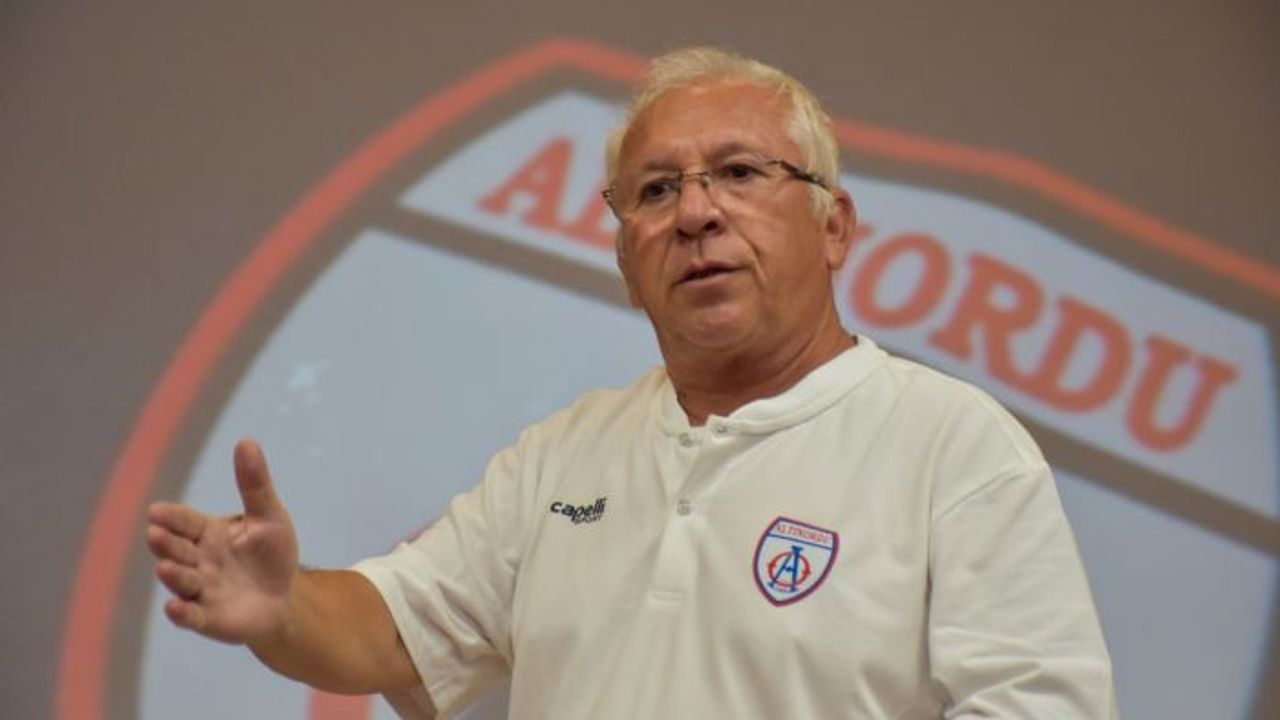 Seyit Mehmet Özkan: "Ülkemizdeki profesyonel futbol dünyası bana göre değil"