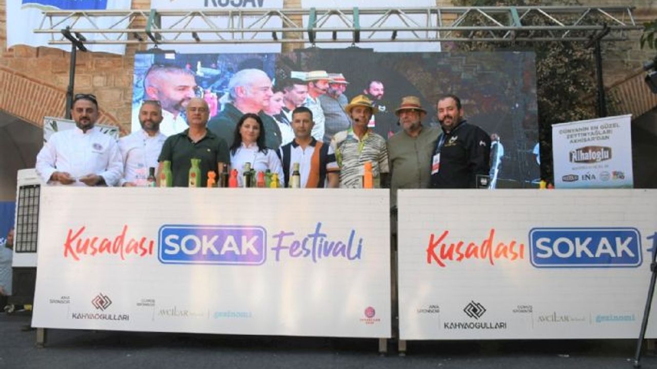 Kuşadası Sokak Festivali'nin ikinci günü zeytinyağı tadım atölyesi ile başladı