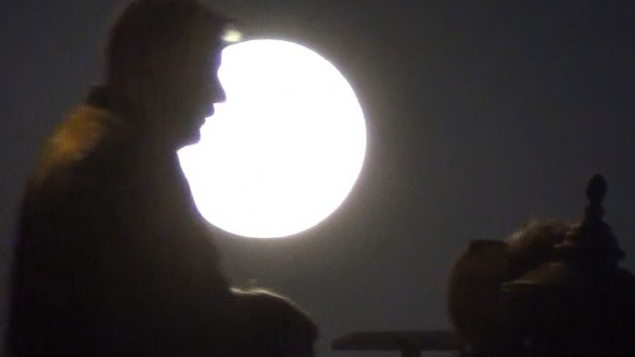 Kars'ta Mavi Dolunay mest etti