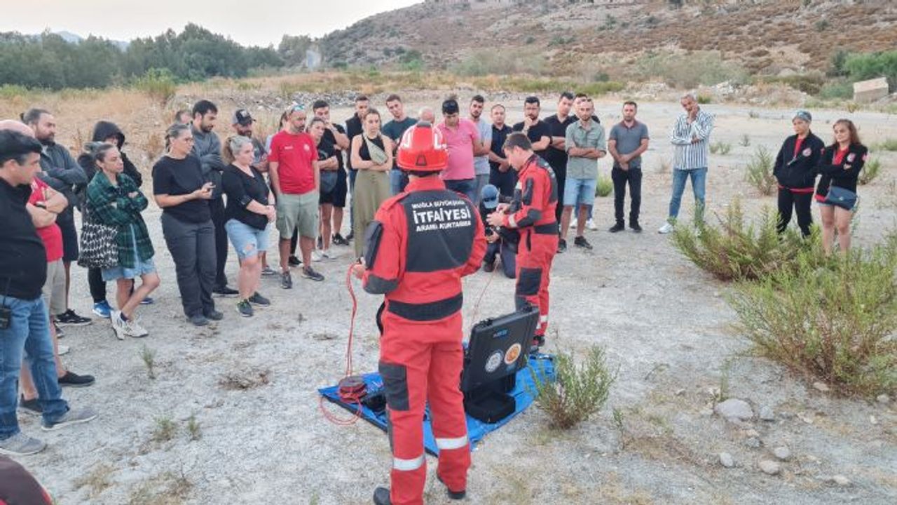Muğla İtfaiyesi'nden uygulamalı eğitim