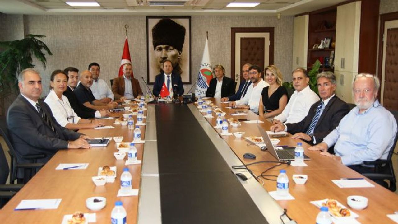 Mersin ekonomisi üzerine toplantı yapıldı