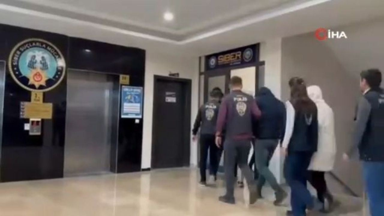 Banka hesaplarına izinsiz erişip 1 milyon 195 bin TL'lik vurgun yaptılar