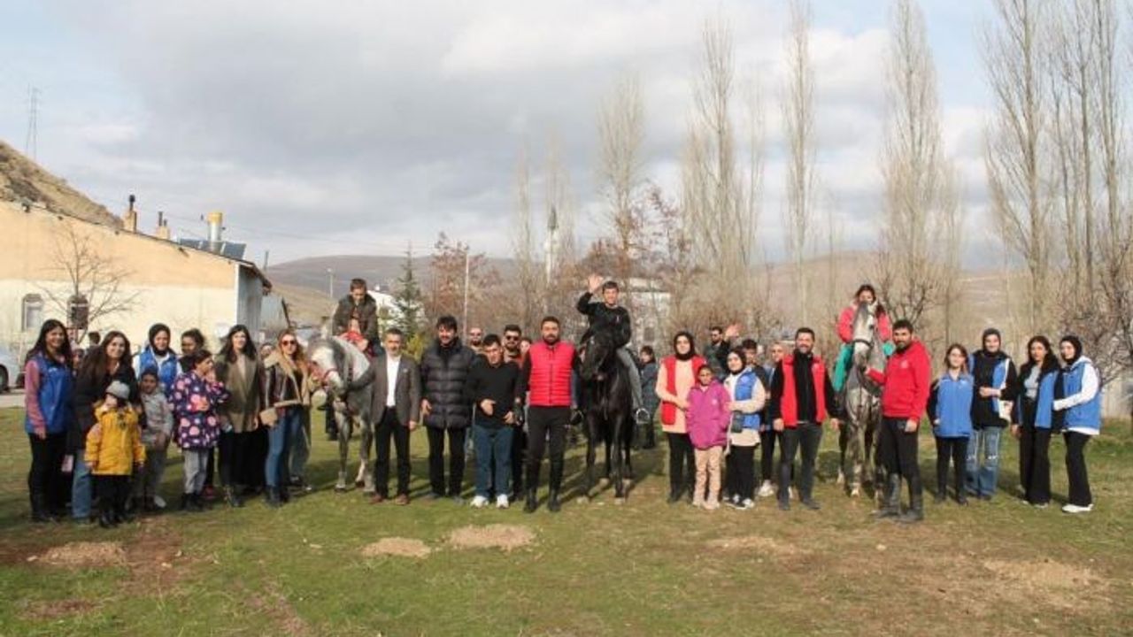 Bayburt'tan yürekleri ısıtan görüntü