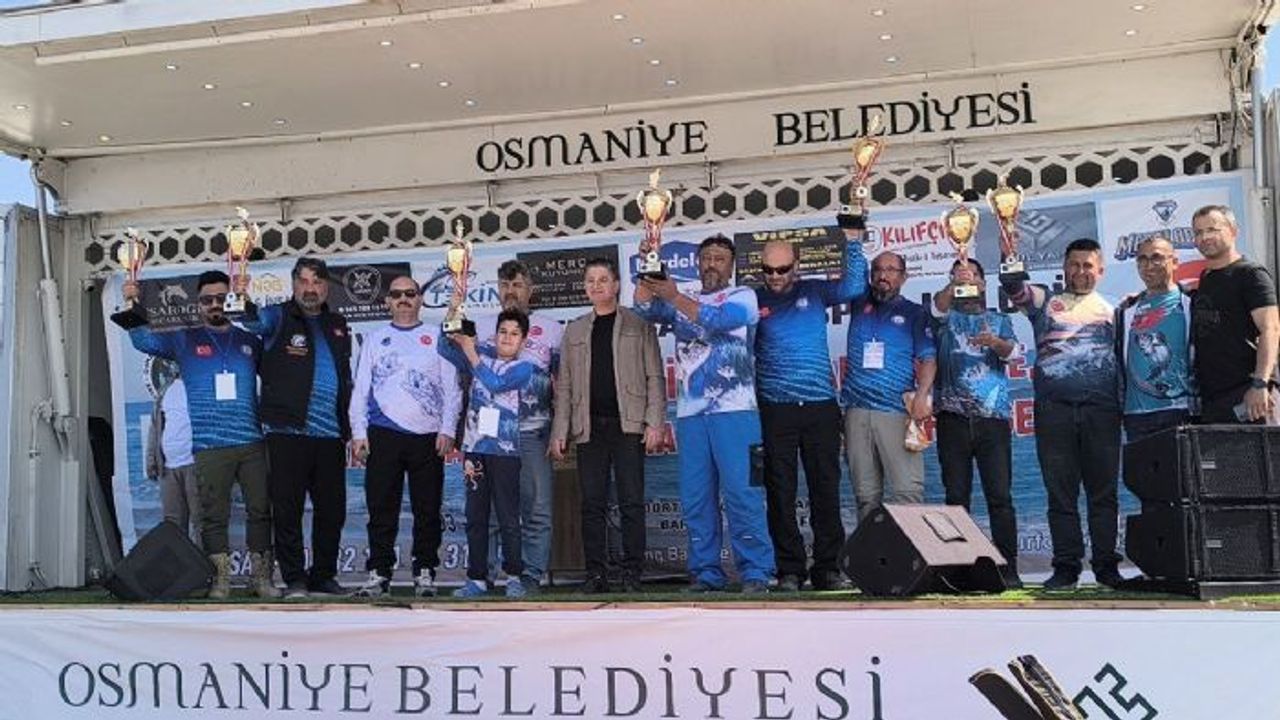 Oltalar birincilik için Akdeniz'in mavi sularına atıldı