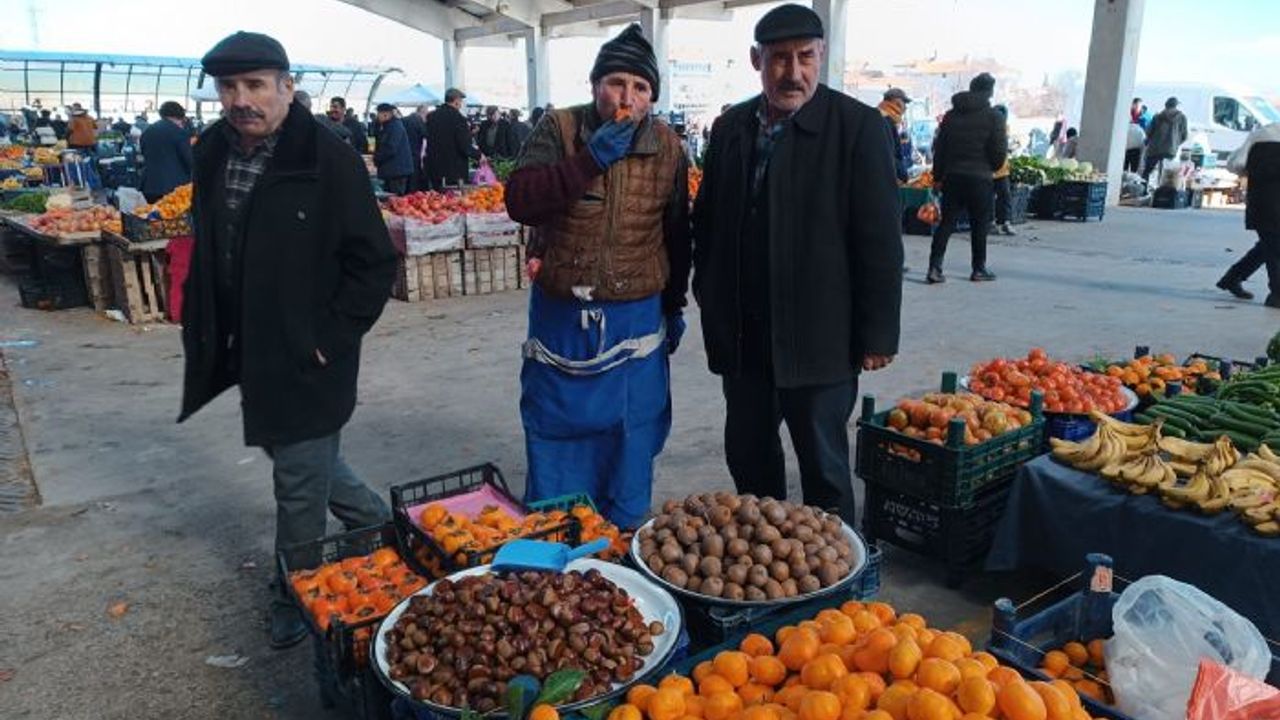 Kestane tezgahlardaki yerini aldı