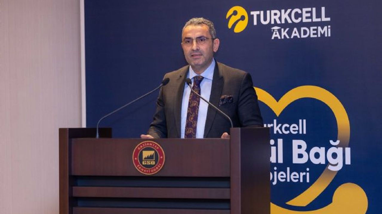 Turkcell'den Gaziantep'teki afetzedelere eğitim