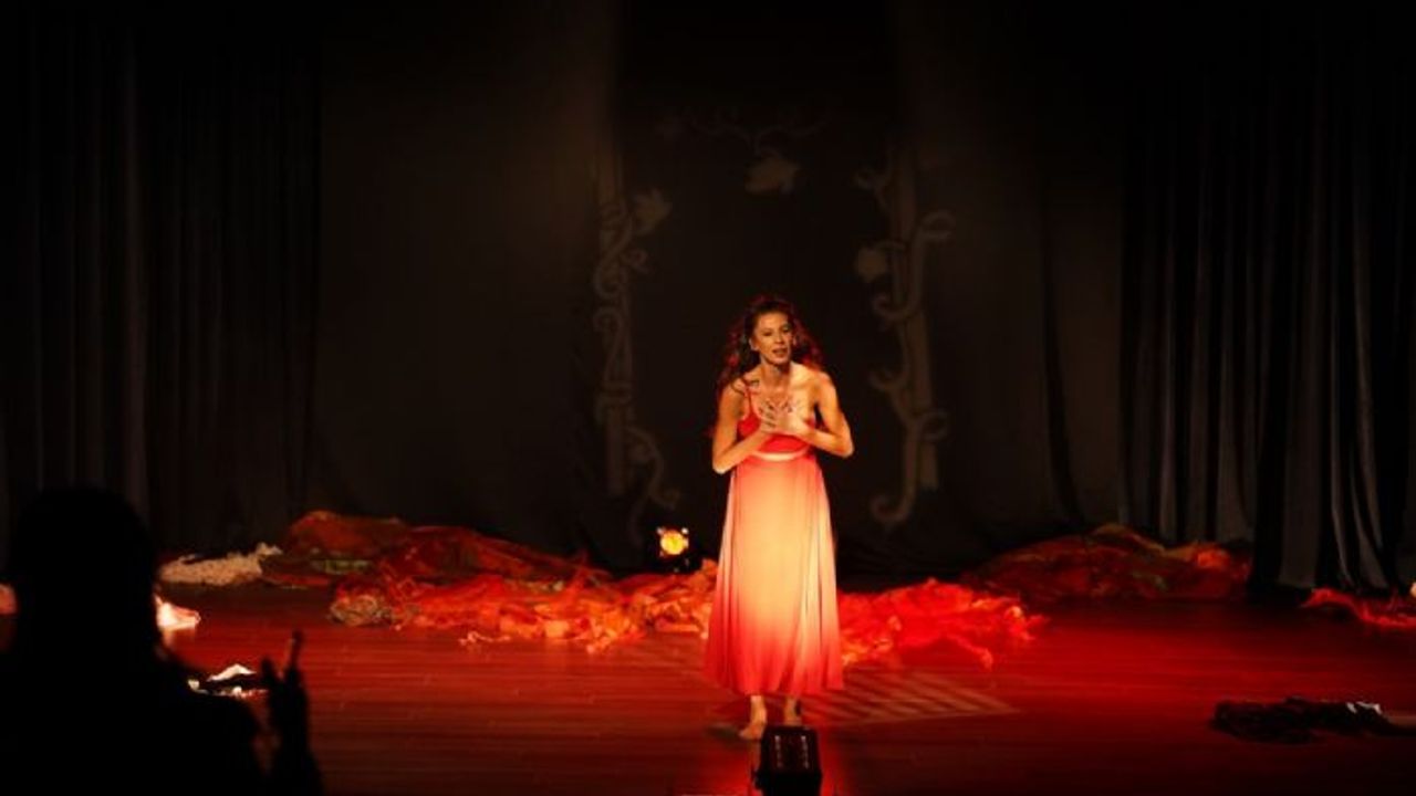 4. Uluslararası Maltepe Tiyatro Festivali'nde perde açıldı