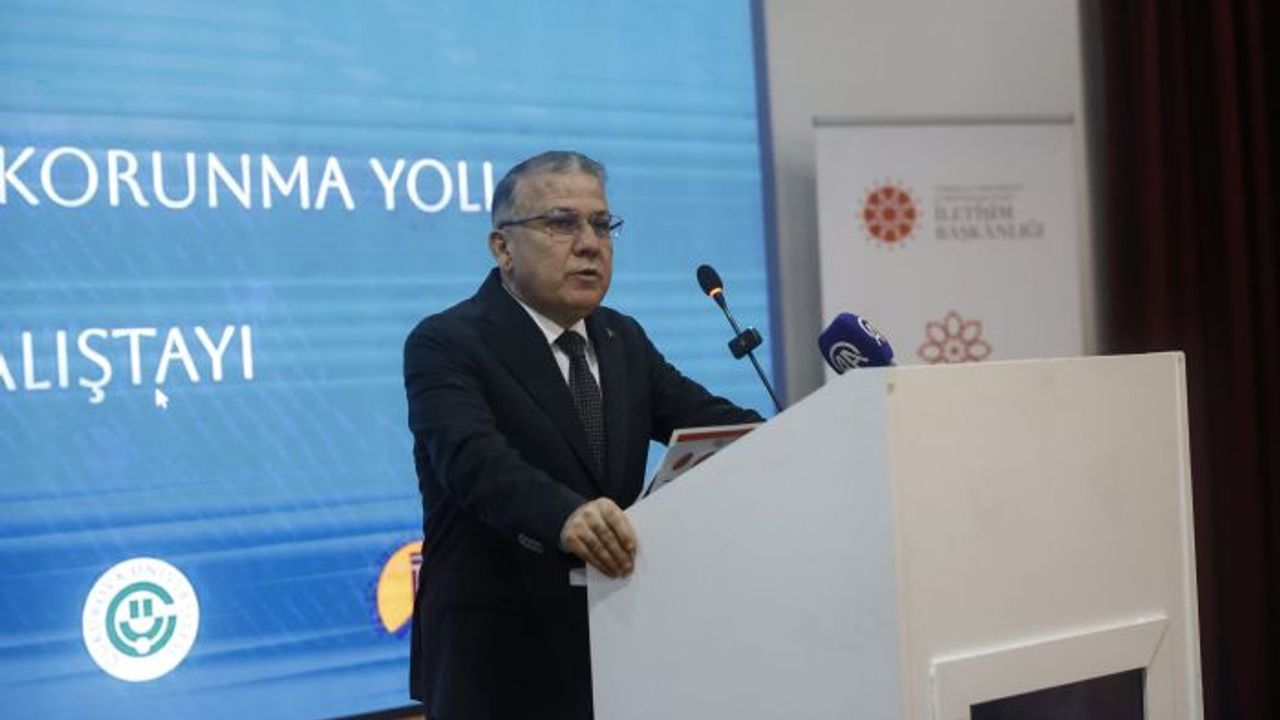 Mersin'de "Dezenformasyon ve Korunma Yolları Mersin Çalıştayı" düzenlendi