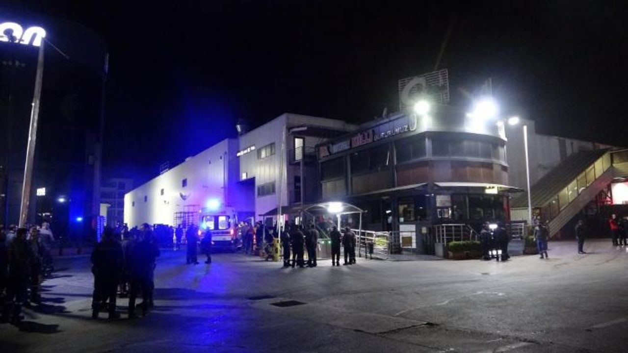 Lastik fabrikasında yangın