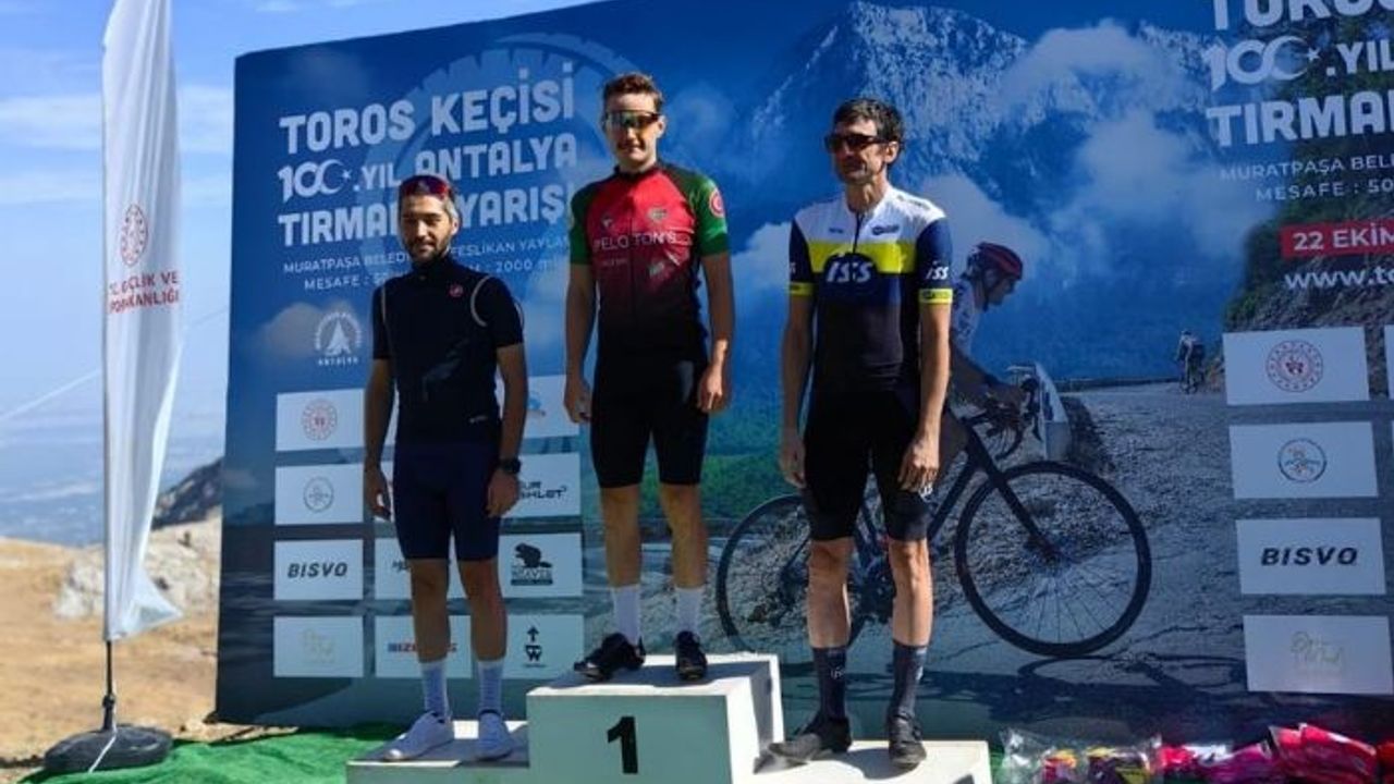 Mersinli Sporcu Ivan Baranov, tırmanış yarışında büyük başarıya imza attı