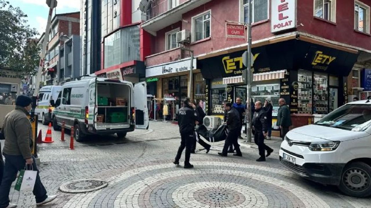 Isparta'da 1 yıldır aynı otel odasında kalan yaşlı adam, odasında ölü bulundu