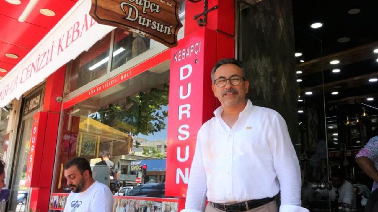 Bu restoranda çatal bıçak kullanmak yasak