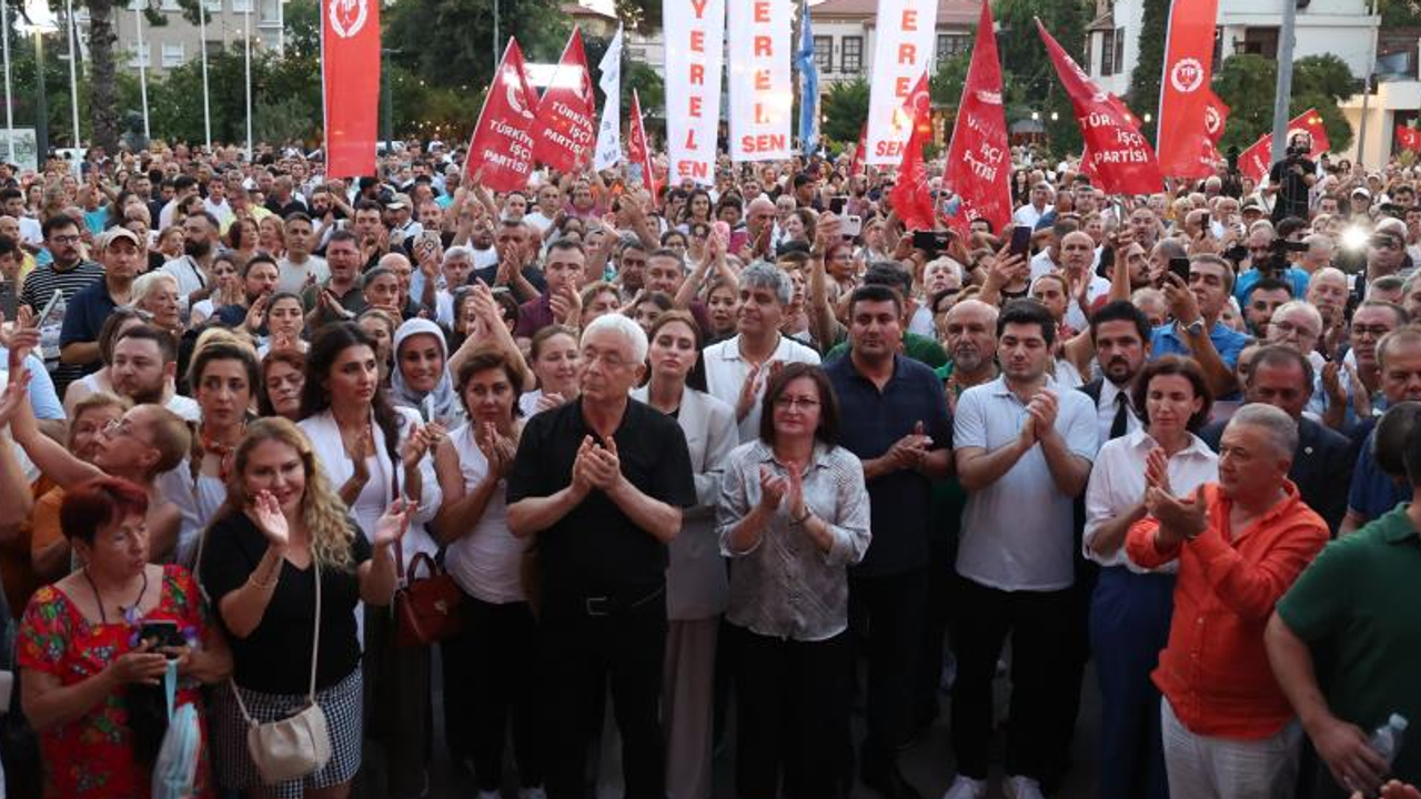 CHP’den Başkan Böcek’e Mitingli Destek
