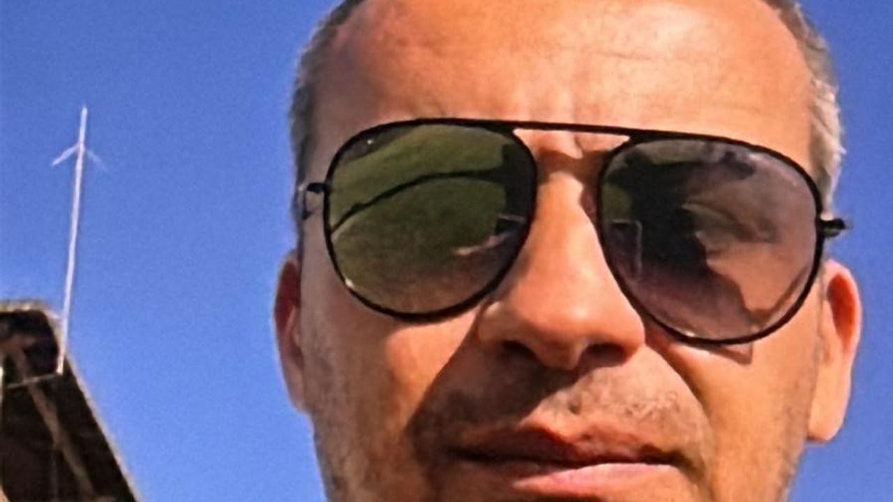 Adana’da Eğitim Uçağı Düştü: Pilot ve Yolcu Ağır Yaralı