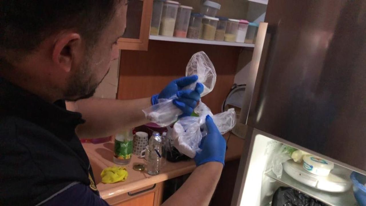 Kokain Dolaptan Çıktı: 1 Kişi Tutuklandı