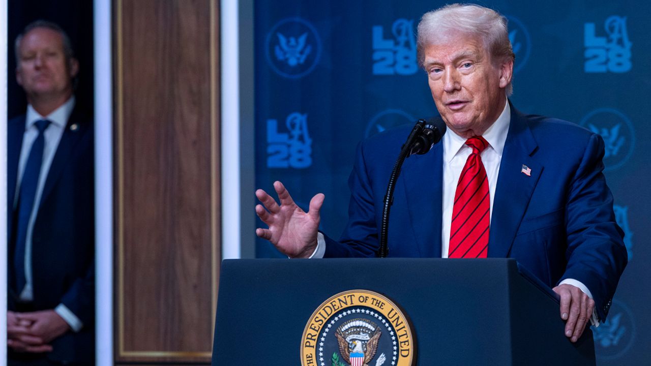 Trump’tan Yeni Ticaret Hamlesi: Hindistan ve Brezilya’ya Ek Gümrük Vergisi Şoku