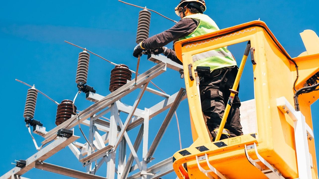 Toroslar EDAŞ’tan Mersin’e 381 Milyon TL’lik Enerji Altyapı Yatırımı