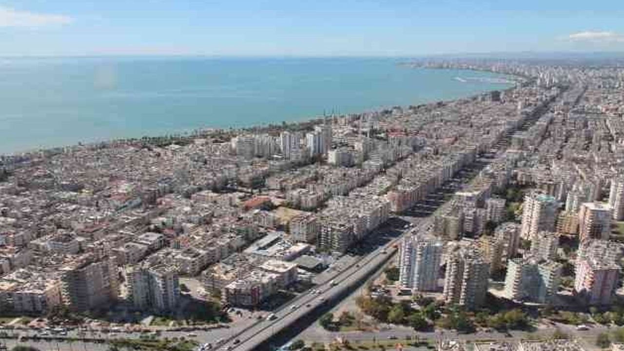 Mersin'de Deprem Gerçeği Masaya Yatırıldı