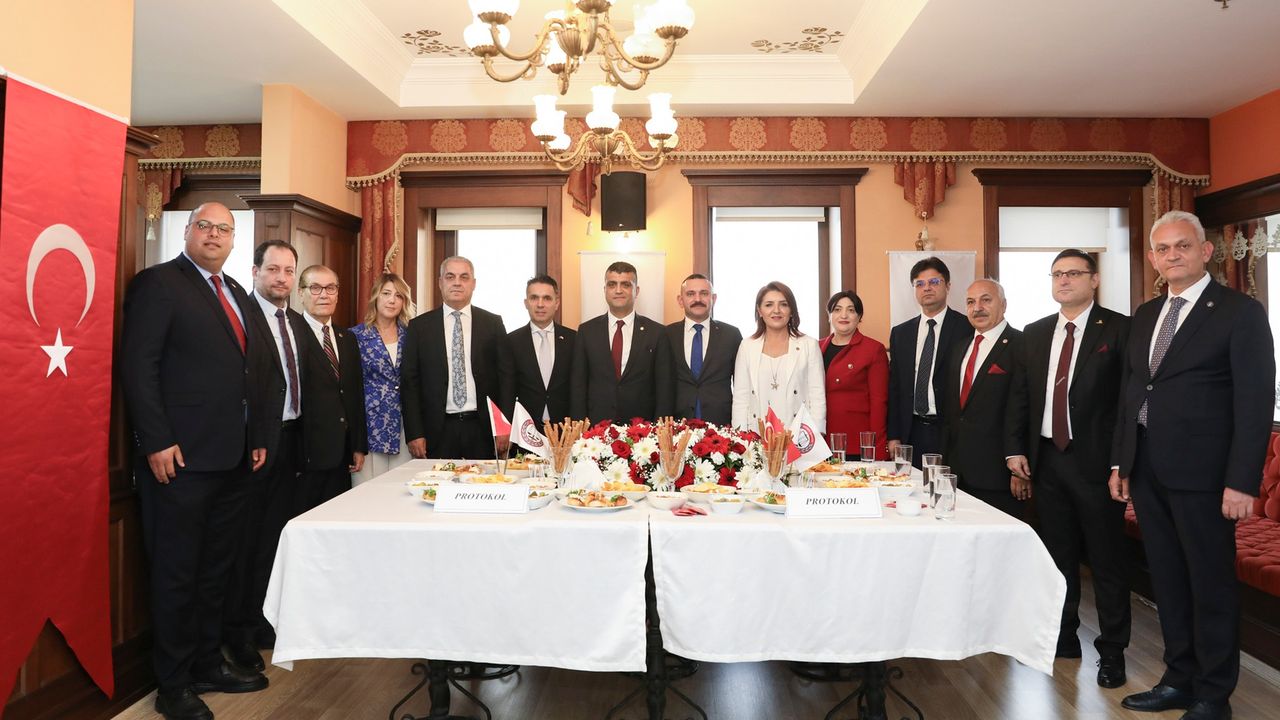 Mersin Barosu Cumhuriyet Resepsiyonu Düzenledi