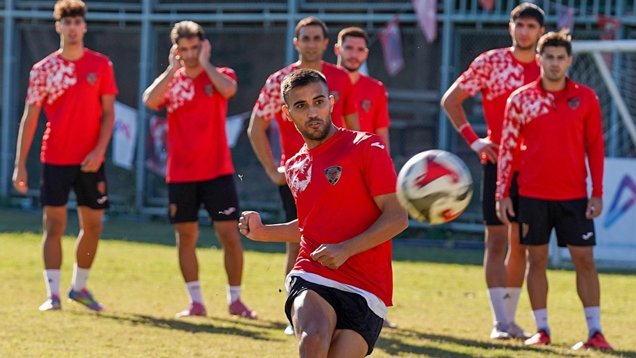 Kırmızı Lacivertliler, Malatyaspor Maçına Kenetlendi