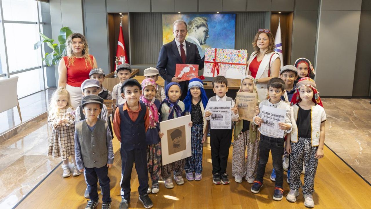 Miniklerden Başkan Seçer’e Cumhuriyet Ziyareti