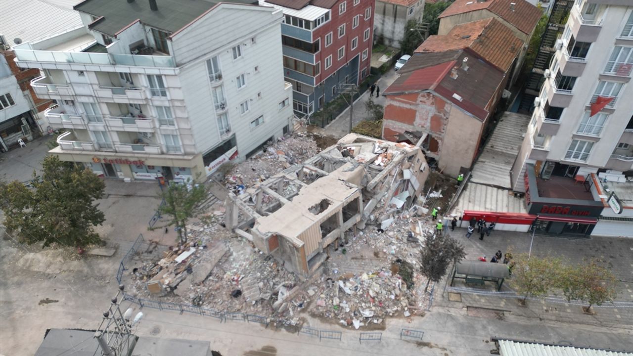 Gebze’de Çöken Binanın Ardından 12 Bina Daha Riskli Çıktı