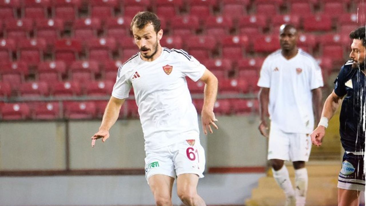 Erzurumspor FK, Mersin’de Hatayspor’u 3-0 Mağlup Etti