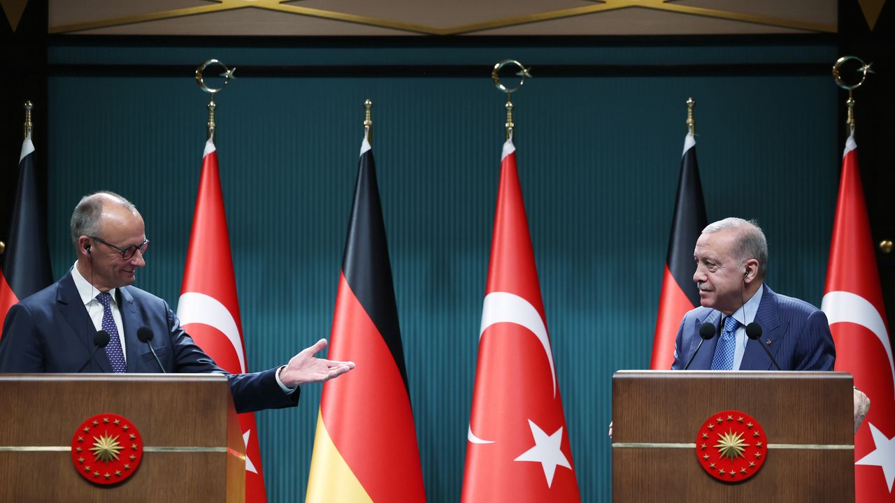 Cumhurbaşkanı Erdoğan: “İsrail Gazze'yi Yine Vurdu, Almanya Olarak Görmüyor Musunuz?”