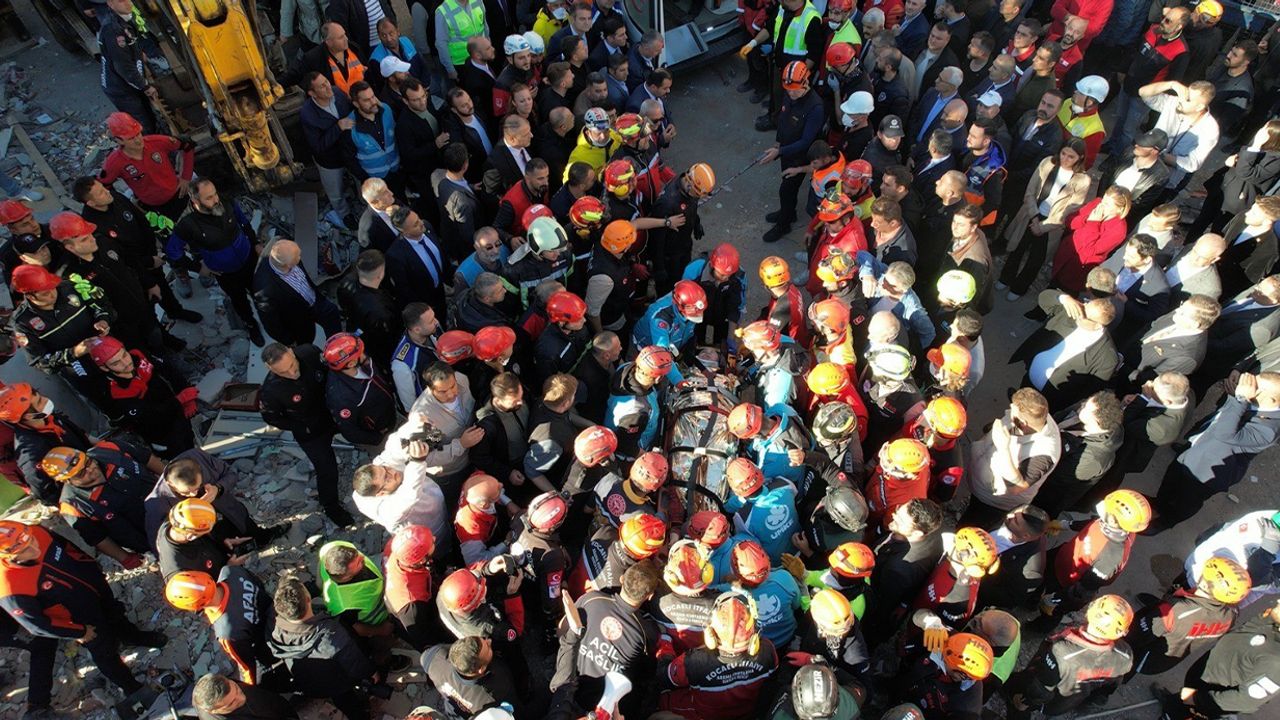 Enkazdan Kurtarılan Dilara’dan Güzel Haber