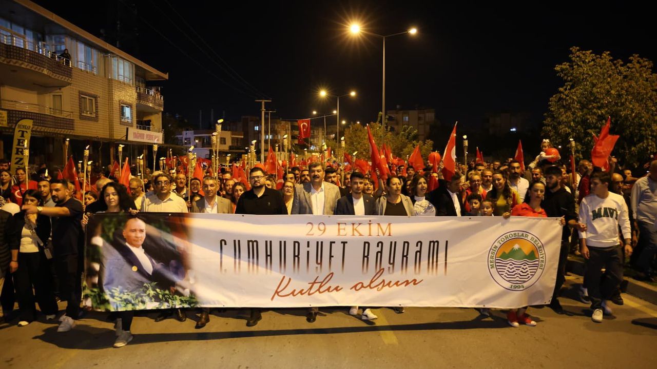Toroslar'da Cumhuriyet Coşkusu Yaşandı