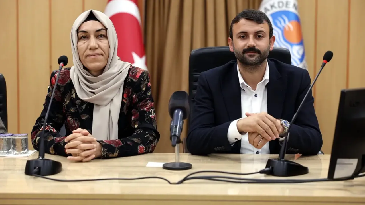 Akdeniz Belediyesi Eşbaşkanlarının İlk Duruşması Yarın