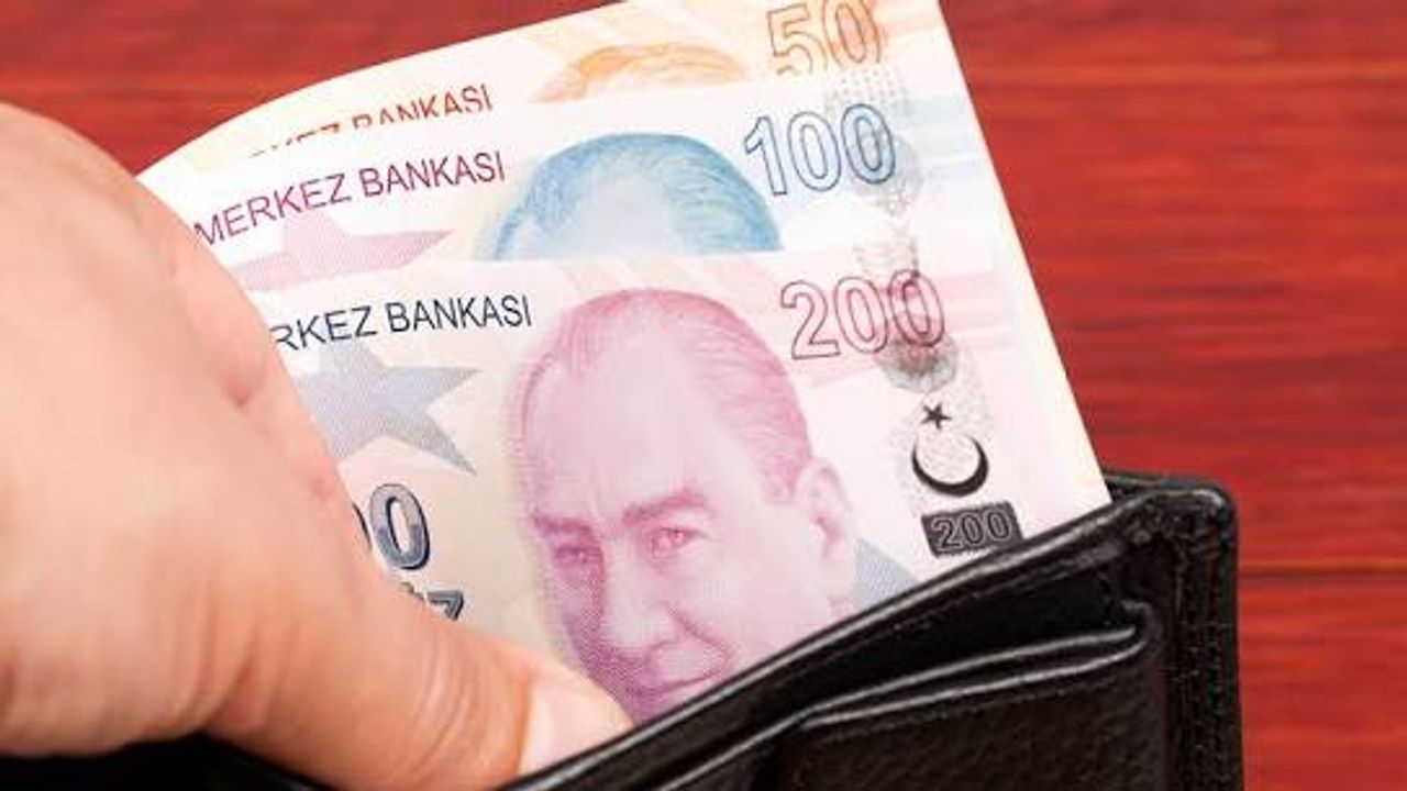 Emeklilere Yeni Promosyon Dönemi Başladı: İki Ayrı Bankadan Çifte Kazanç Fırsatı