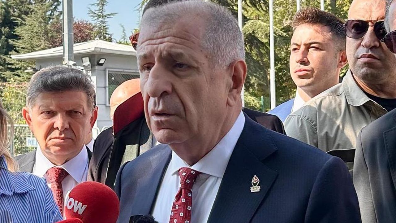 Ümit Özdağ, Ali Erbaş'a hakaretten yargılandığı davada beraat etti