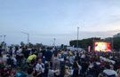 Mersin’de Sarı-Lacivertli Taraftarlar, Fenerbahçe Meydanı’na Akın Etti