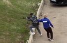 Sosyal medya kullanan eşine kızdı, kayınpederinin evine ateş etti