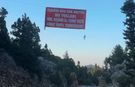 Mut Kurukonak yolunda esprili teşekkür pankartı
