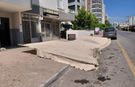Mersin’de şiddetli fırtınada ağaç dalları kırıldı tenteler uçtu