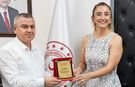 Mutluluk Gönüllülerine teşekkür plaketi
