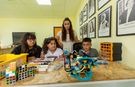 Minik mucitler ‘rubik küp çözen robot’ tasarladı