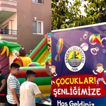 Erdemli'de yaz çocuk şenlikleri coşkusu sürüyor