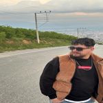 Zabıta memuru tartıştığı berberi tabancayla vurdu
