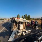 Tarım işçilerini taşıyan minibüs devrildi: 2'si ağır 14 yaralı