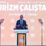 Bakan Ersoy: ''Türkiye’nin turizm geliri 6 ayda 25,7 milyar dolara ulaştı''