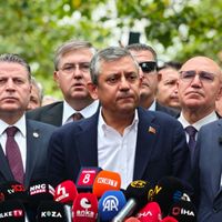SİYASET