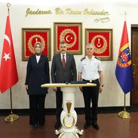 SİYASET