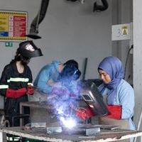 EĞİTİM